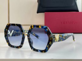 Picture of Valentino Sunglasses _SKUfw52367628fw